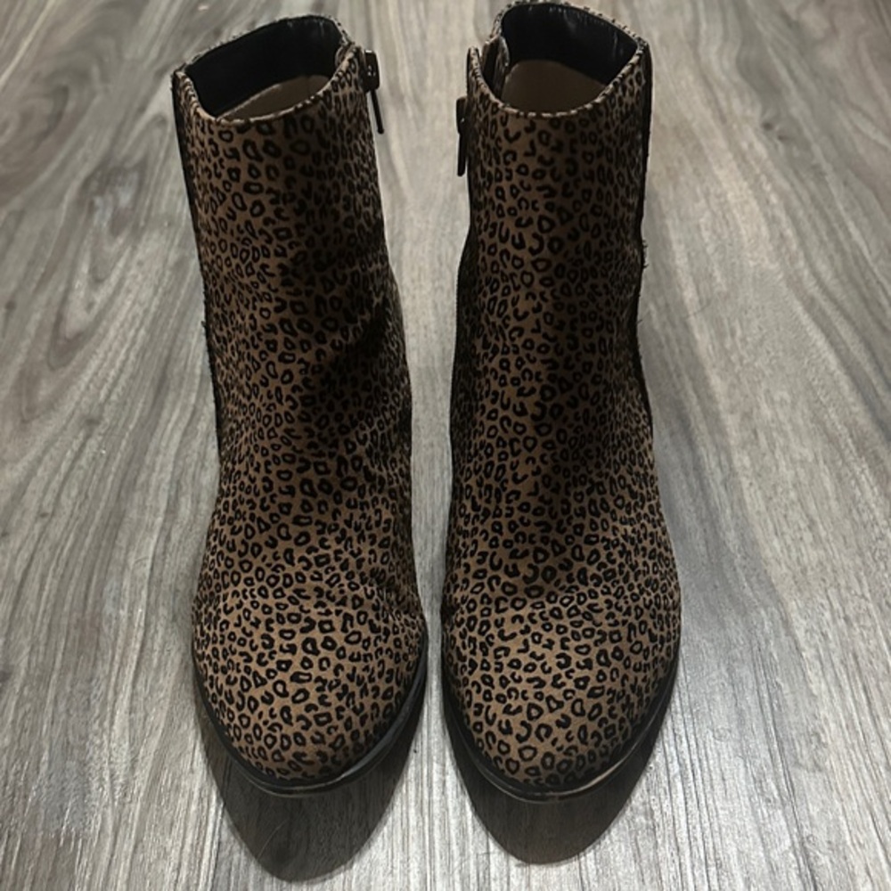 SOUL Naturalizer Brown Leopard Ankle Boots